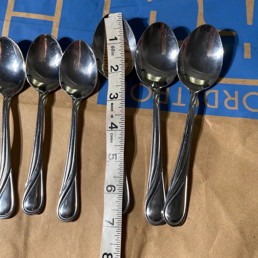Pfaltzgraff Stainless Steel Teaspoons Lot of 7 Classic Curved Pattern
